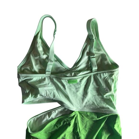 Fabletics Asymmetrical Cutout Shaping One-Piece Swimsuit Green 2X Peek A Boo - Picture 10 of 13